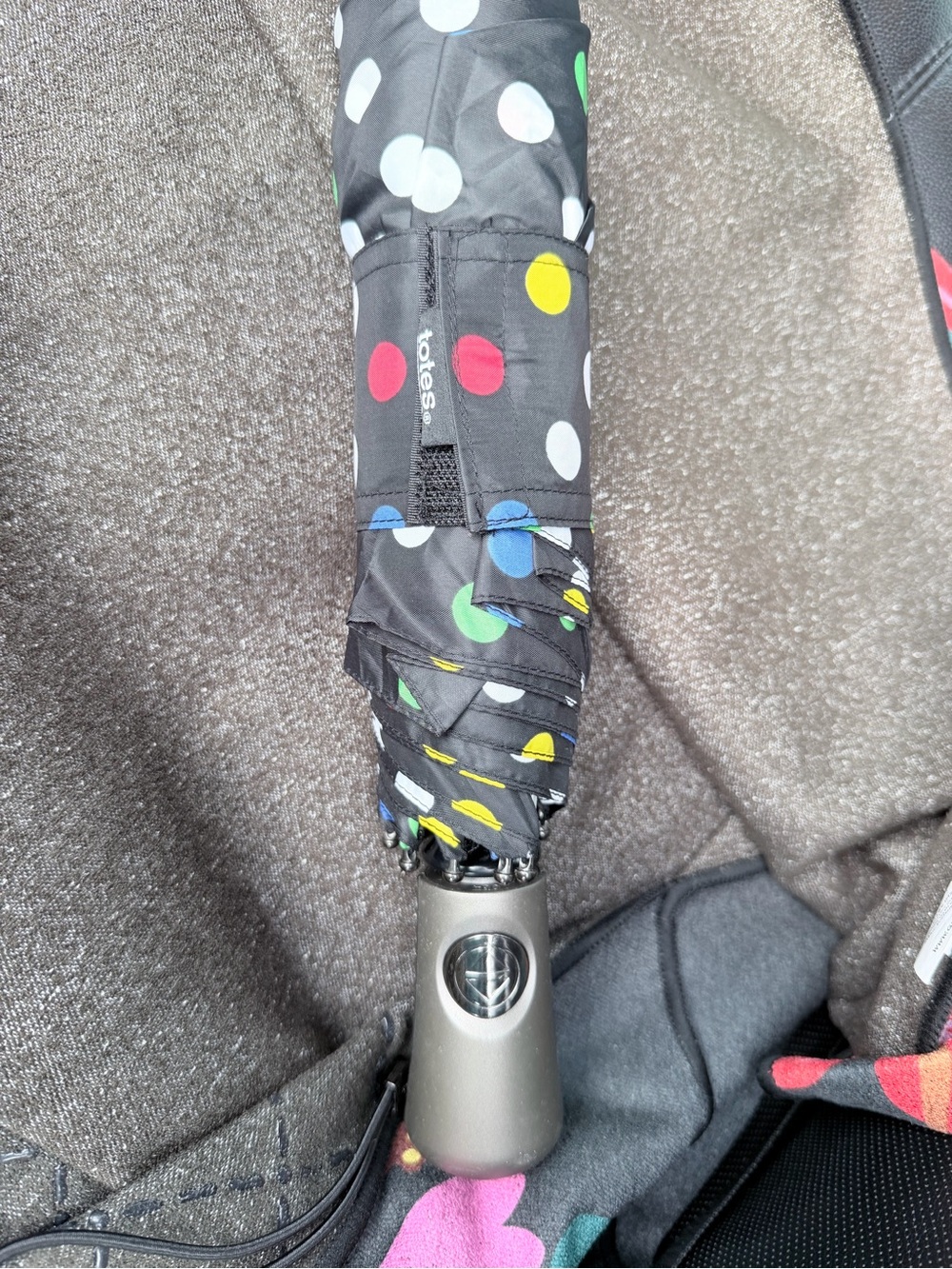 Totes Black Polka Dot Compact Umbrella - Multicolor Dots